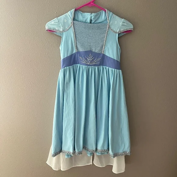 Only Little Once Elsa Dress and Cape Sz 8 - Picture 6 of 16